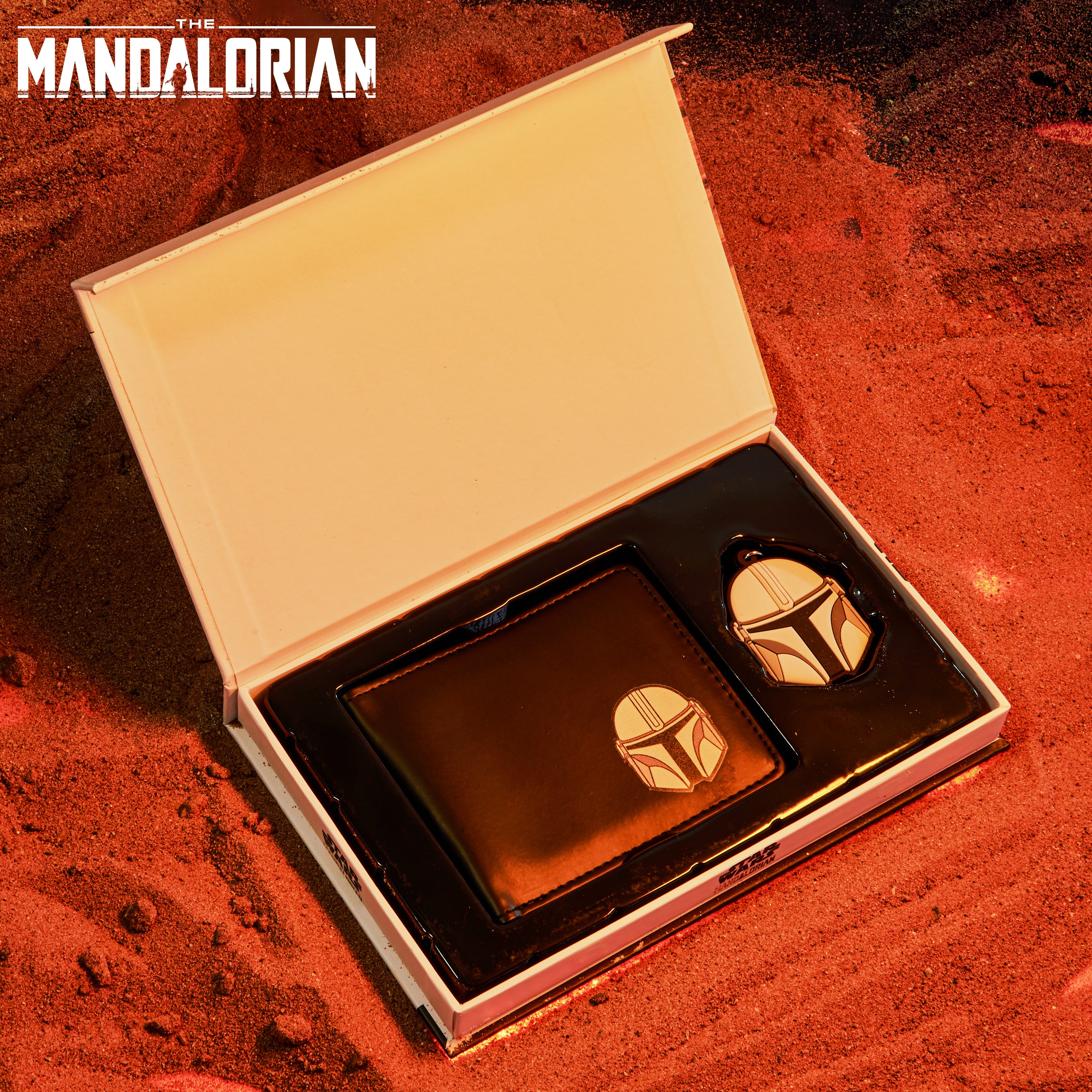 Disney The Mandalorian Card Wallet and Keyring Set for Men - Get Trend