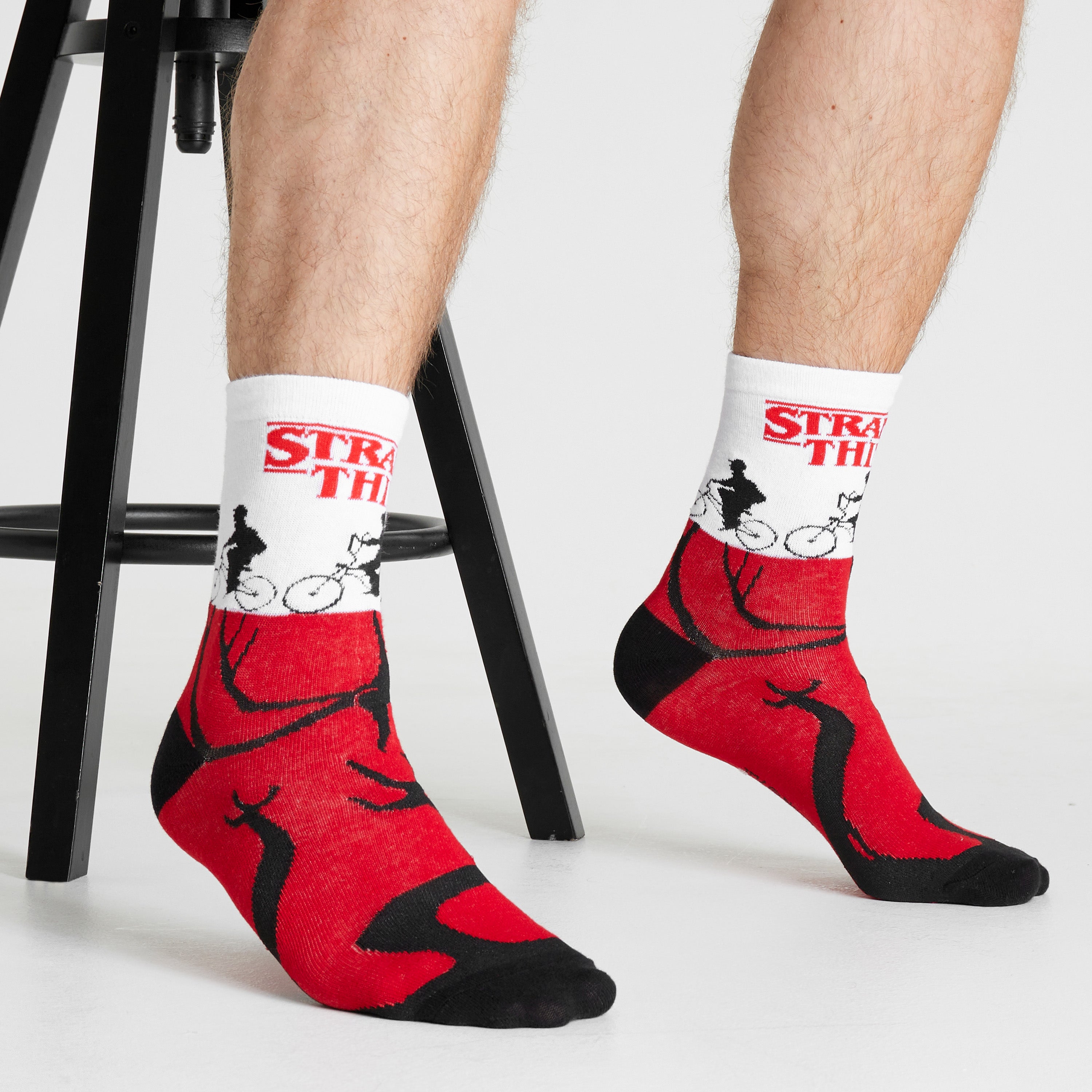 Stranger Things Mens Socks - Pack of 5 Crew Socks for Men - Get Trend